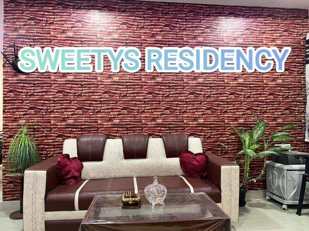 Homestay Sweety's Residency *